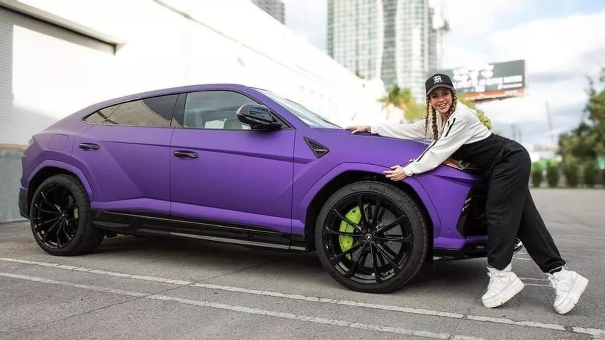 Shakiranin Luks Lamborghini Cekilisi Heyecanlandiriyor Shakira’nın Lüks Aracı