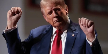 Trump'ın cezası ertelendi