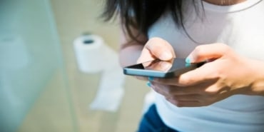 Tuvalette Telefon Kullanmak Sağlığınızı Tehdit Ediyor!
