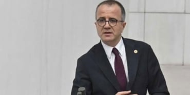 CHP'li Konuralp: "Vize sorunu toplumun tüm kesimlerine yayılmış durumda"