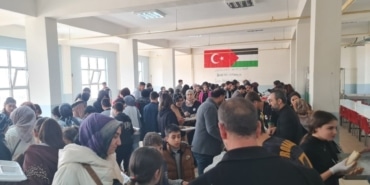 Dicle’de lise öğrencilerinden Filistin halkına yardım etkinliği