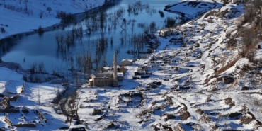 Sivas'ta kuraklık eski köyü gün yüzüne çıkardı
