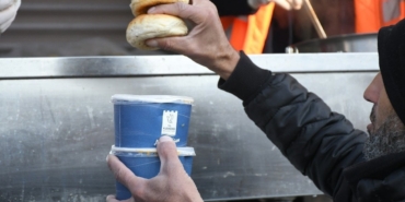Kuşadası Belediyesi’nden vatandaşın içini ısıtacak hareket