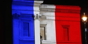 Web sitesinde haber muhabirisin bu içeriğe göre dikkat çekici başlık