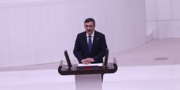 Cevdet Yılmaz: Riskler Azalıyor