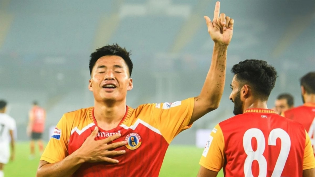 East Bengal 2-0 geriye düştüğü Punjab karşısında 4-2 galip geldi