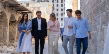 Esad ve ailesi neden Rusya'da? Esad ve ailesini bundan sonra nasıl bir gelecek bekliyor? Esad'a yargılama yolu açık mı?