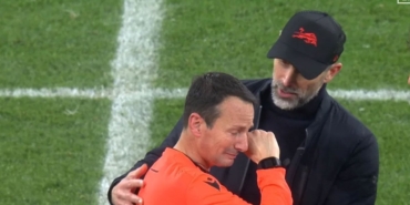 İtalyan hakem, Şampiyonlar Ligi maçının ortasında gözyaşlarına boğuldu. İşte nedeni