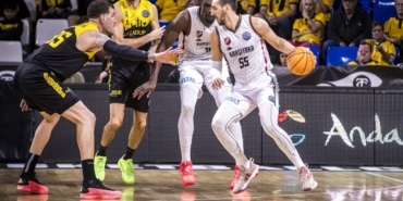 Karşıyaka potada liderlik şansını son anda kaçırdı