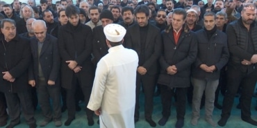 Mahsun Kırmızgül’ün annesi son yolculuğuna uğurlandı