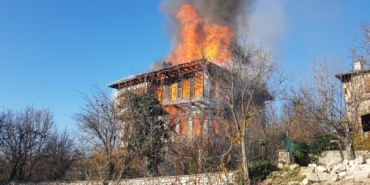 350 yıllık konaktan geriye harabesi kaldı