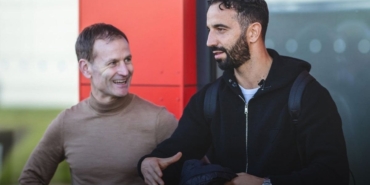 Manchester United’da flaş ayrılık. Sadece 5 ay görevde kalabildi